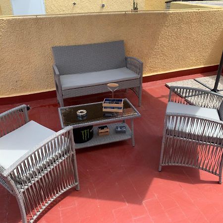 Adosado Tranquilo Con Piscina Y Vistas Al Mar Apartamento Puerto Marino Exterior foto