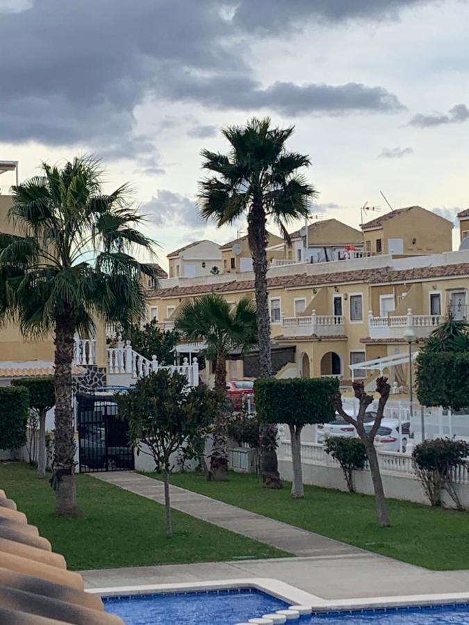 Adosado Tranquilo Con Piscina Y Vistas Al Mar Apartamento Puerto Marino Exterior foto