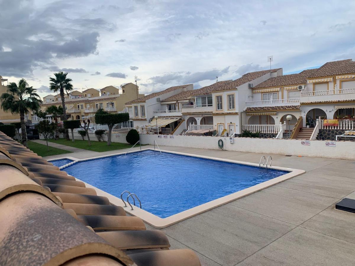 Adosado Tranquilo Con Piscina Y Vistas Al Mar Apartamento Puerto Marino Exterior foto