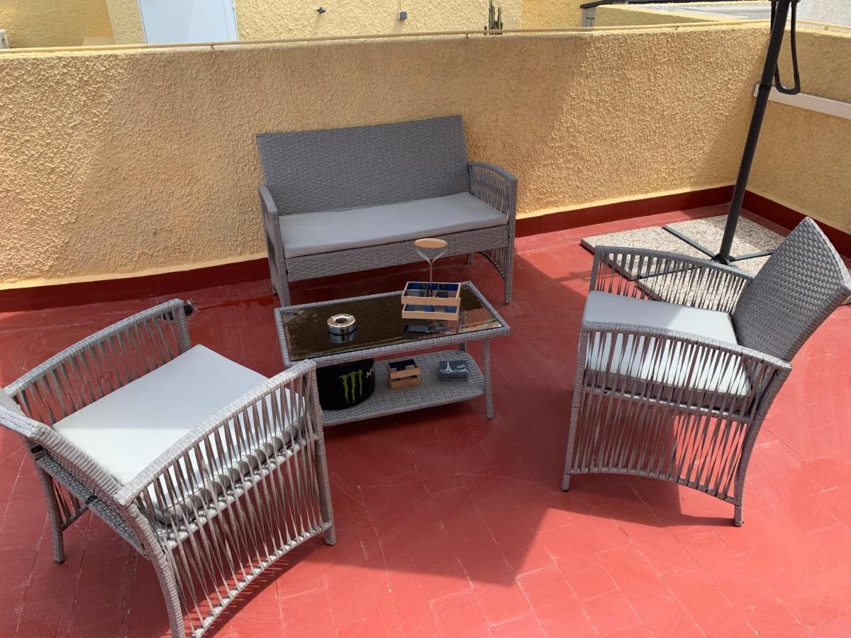 Adosado Tranquilo Con Piscina Y Vistas Al Mar Apartamento Puerto Marino Exterior foto