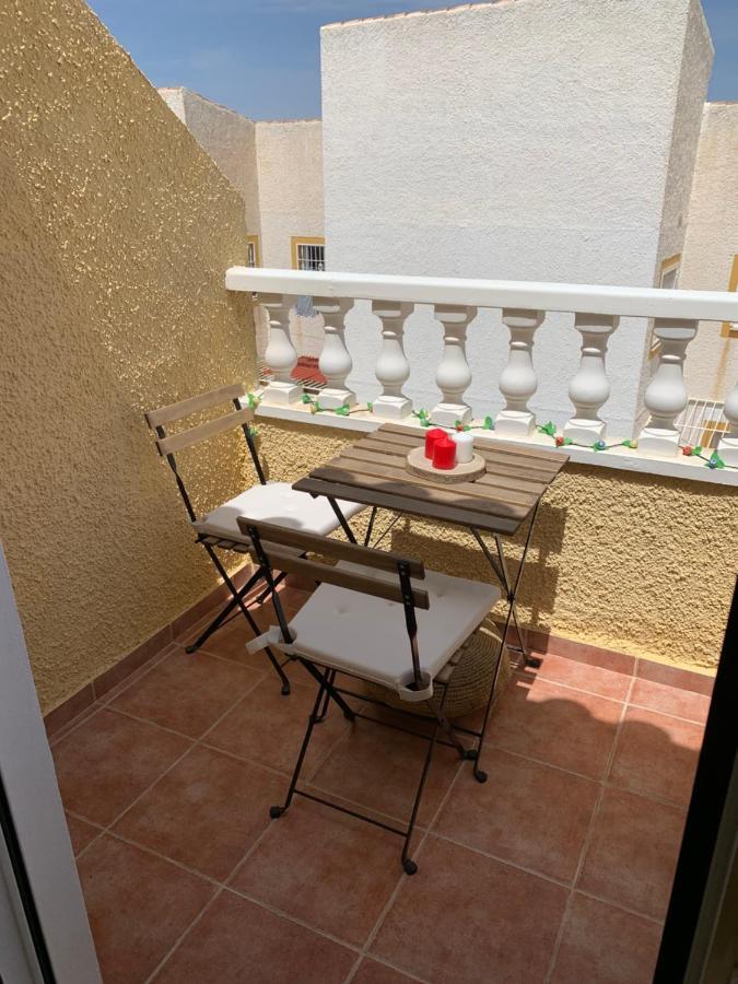 Adosado Tranquilo Con Piscina Y Vistas Al Mar Apartamento Puerto Marino Exterior foto