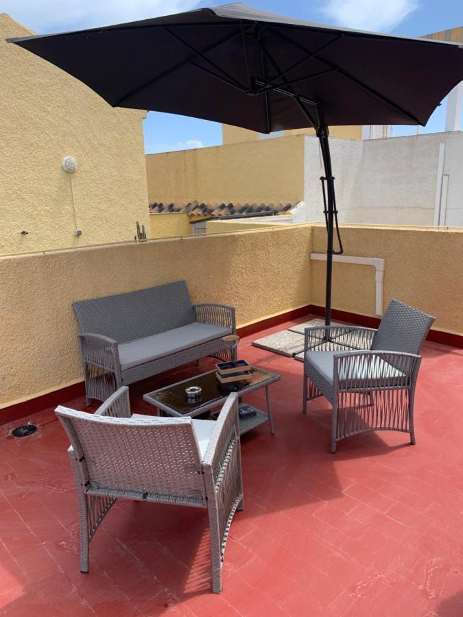Adosado Tranquilo Con Piscina Y Vistas Al Mar Apartamento Puerto Marino Exterior foto