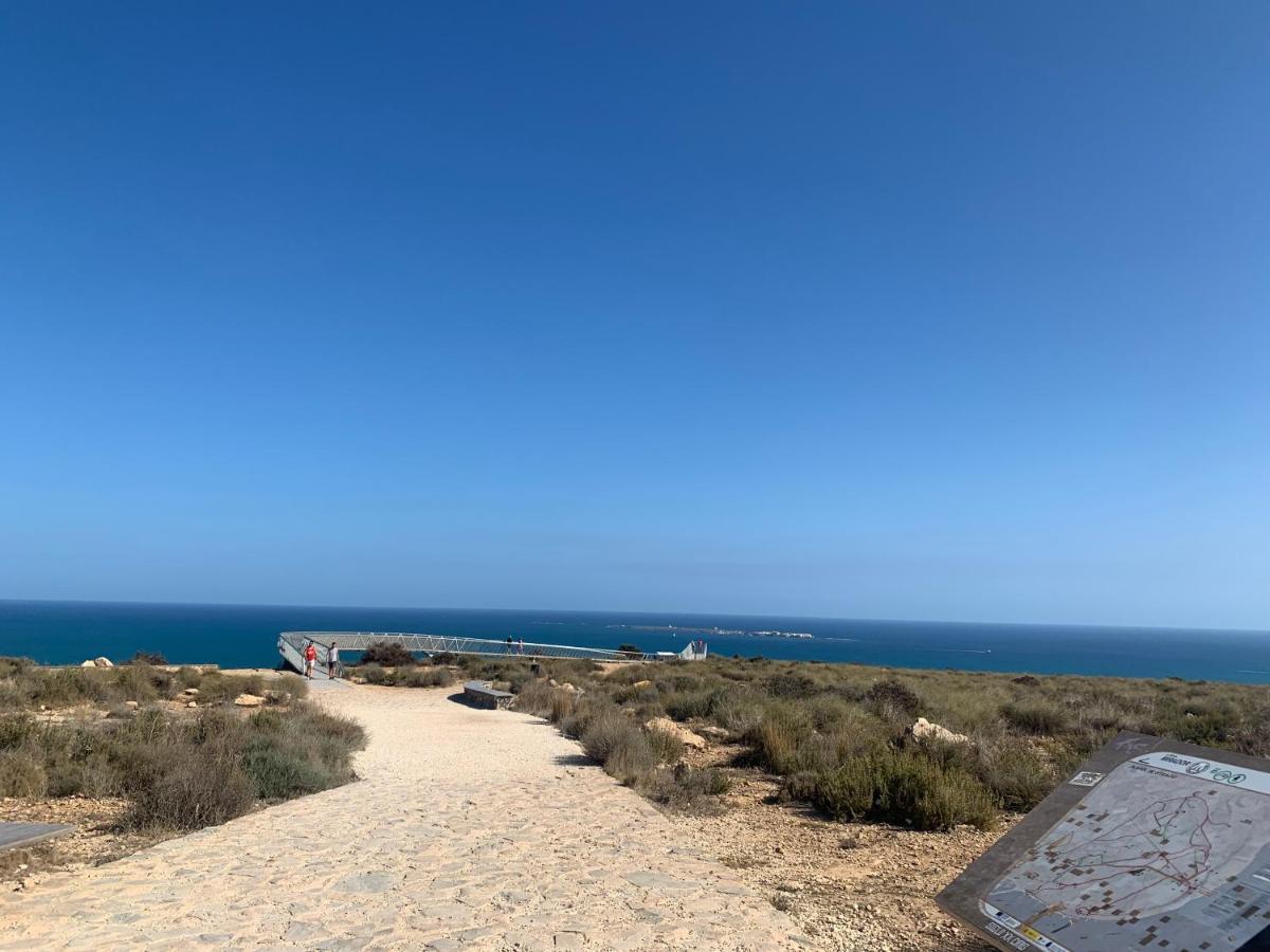 Adosado Tranquilo Con Piscina Y Vistas Al Mar Apartamento Puerto Marino Exterior foto